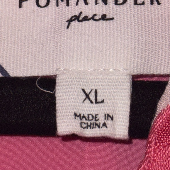 Pomander Place Pink and Red Floral Tunic - Picture 4 of 6